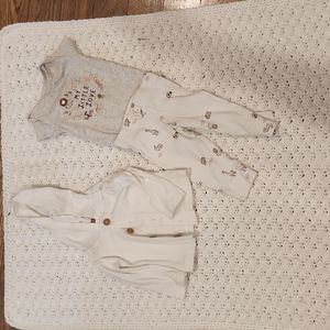 Carter's 3-piece set size 6 mos.